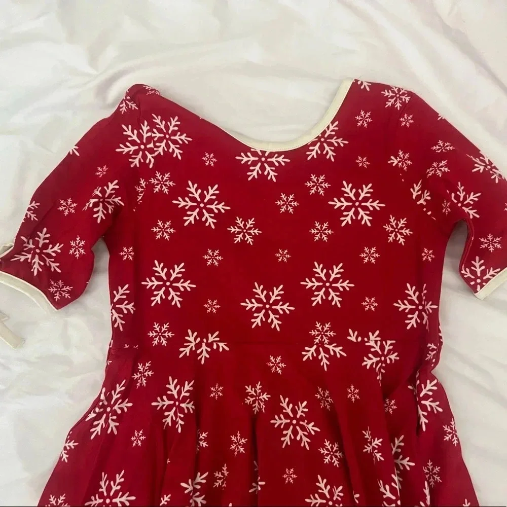 Eleanor Rose snowflake dress size 7-8, new in bag